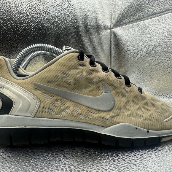 🚀 Nike Training Free Fit 2 Woman Size‎ 9.5 White Running Shoes - Picture 5 of 11